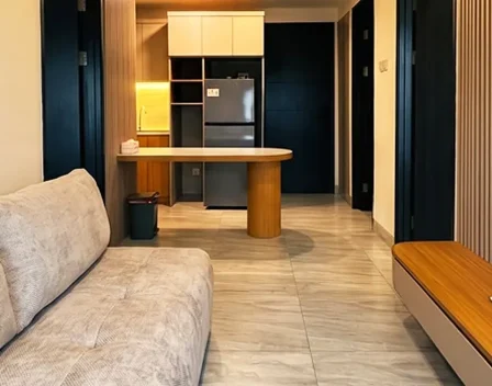 Apartemen 2 Bedroom Collins Boulevard Full Furnished_Cover_1